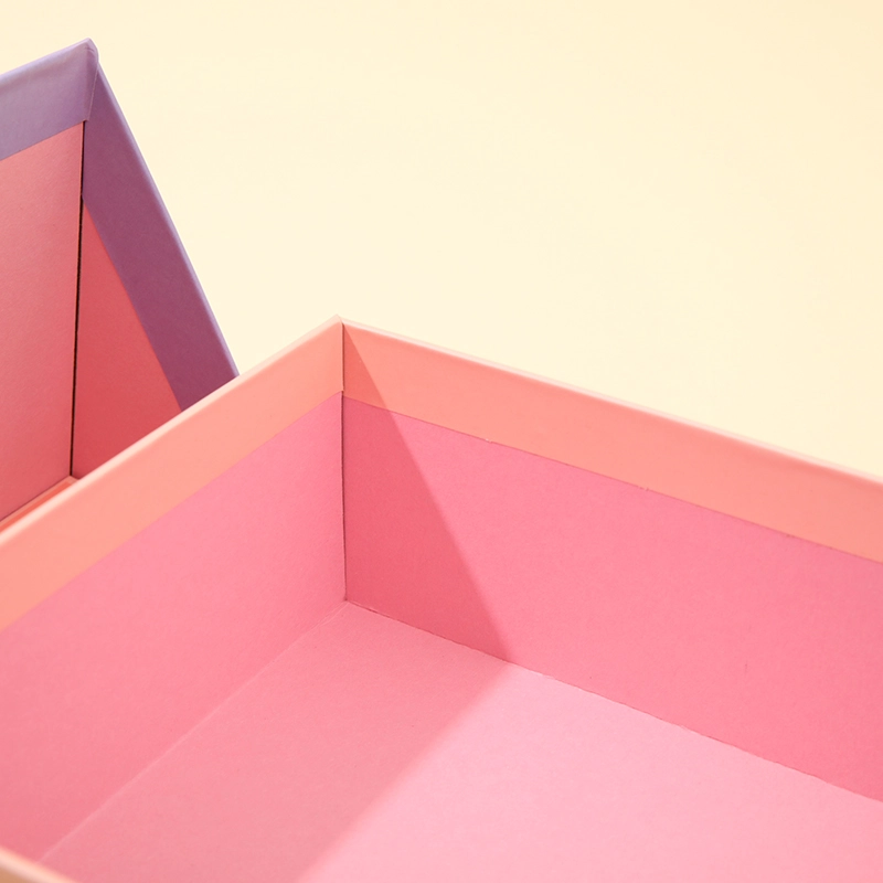 Custom Logo Luxury Recyclable Cardboard Rigid Folding Gift Box For Packaging 