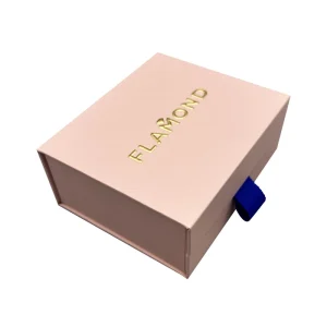 Recyclable Durable Paper Cardboard Box Packaging Elegant Gold Foil and UV Embossed Printing Rigid Gift Box With Magnet